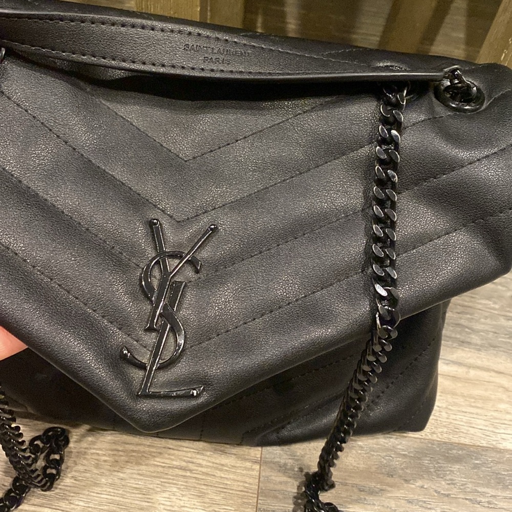 Super cute leather purse! - Picture 2 of 8